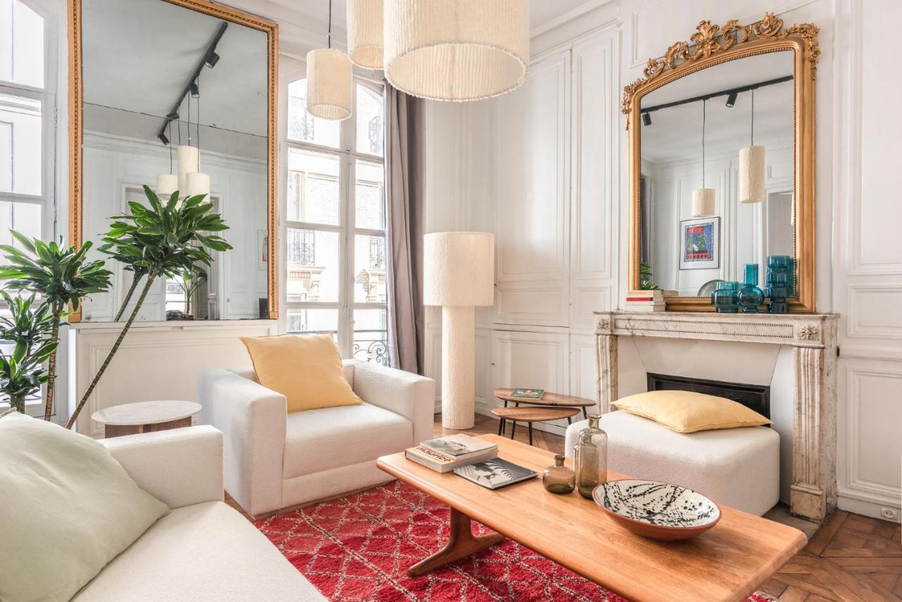 דירות Outstanding Parisian Flat In Heart Of Paris Center מראה חיצוני תמונה