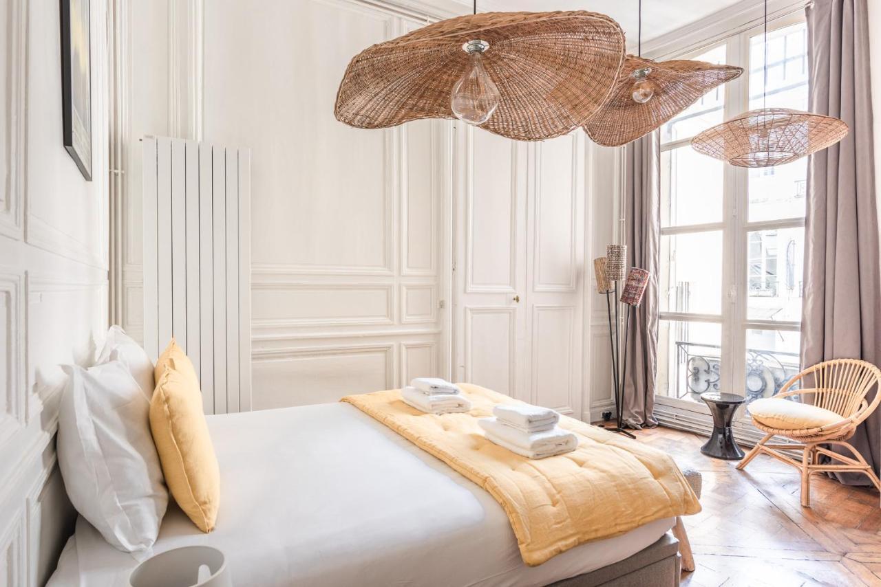 דירות Outstanding Parisian Flat In Heart Of Paris Center מראה חיצוני תמונה