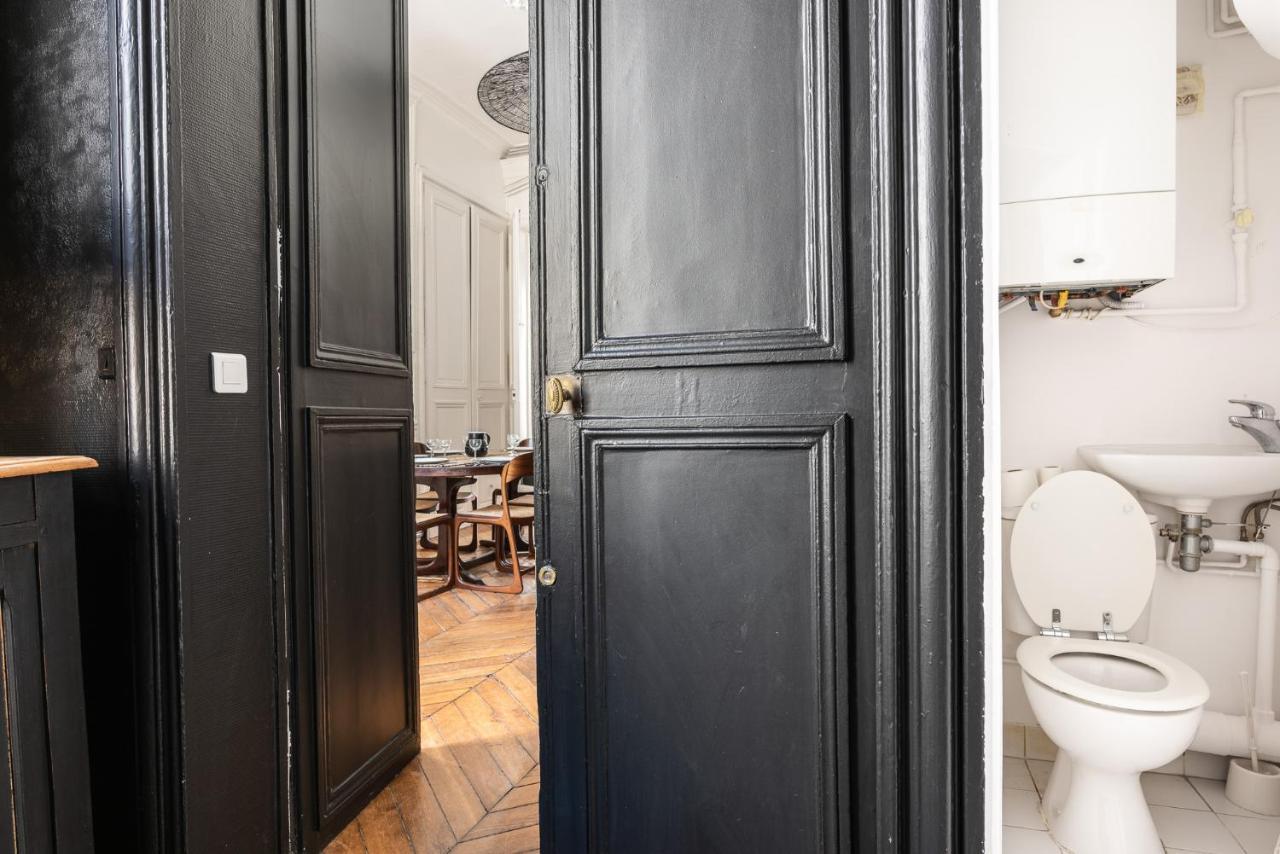 דירות Outstanding Parisian Flat In Heart Of Paris Center מראה חיצוני תמונה