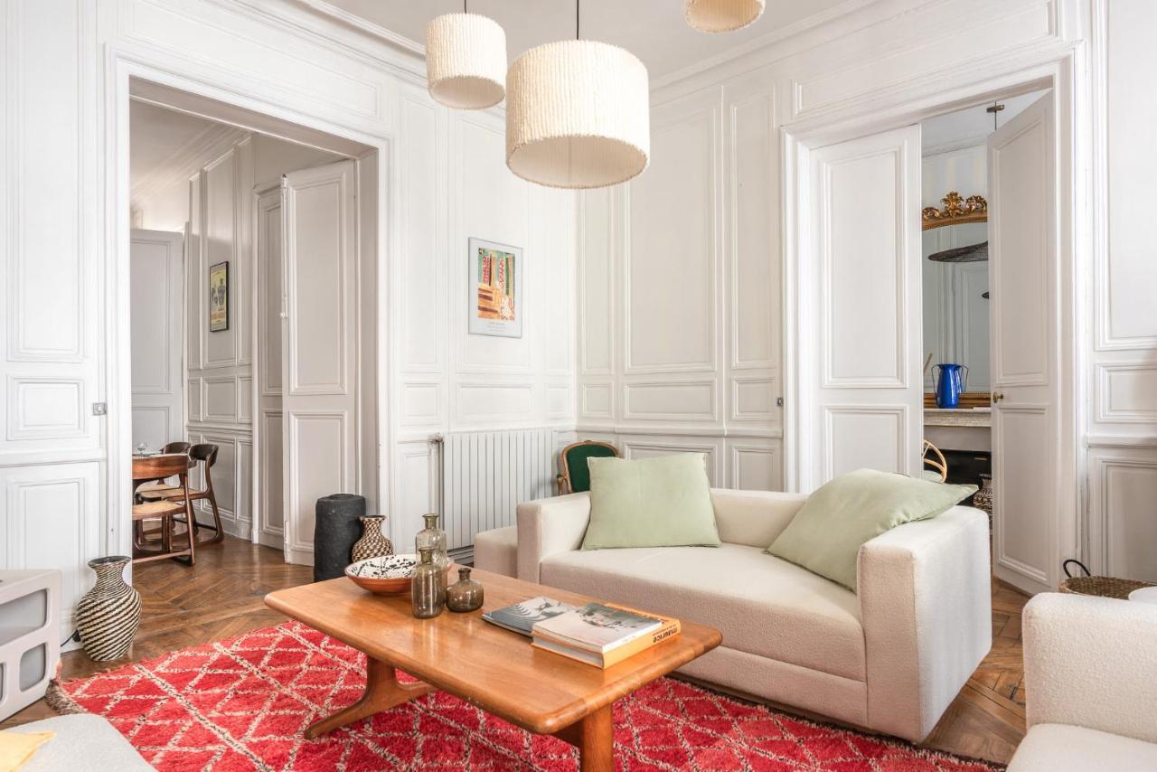 דירות Outstanding Parisian Flat In Heart Of Paris Center מראה חיצוני תמונה