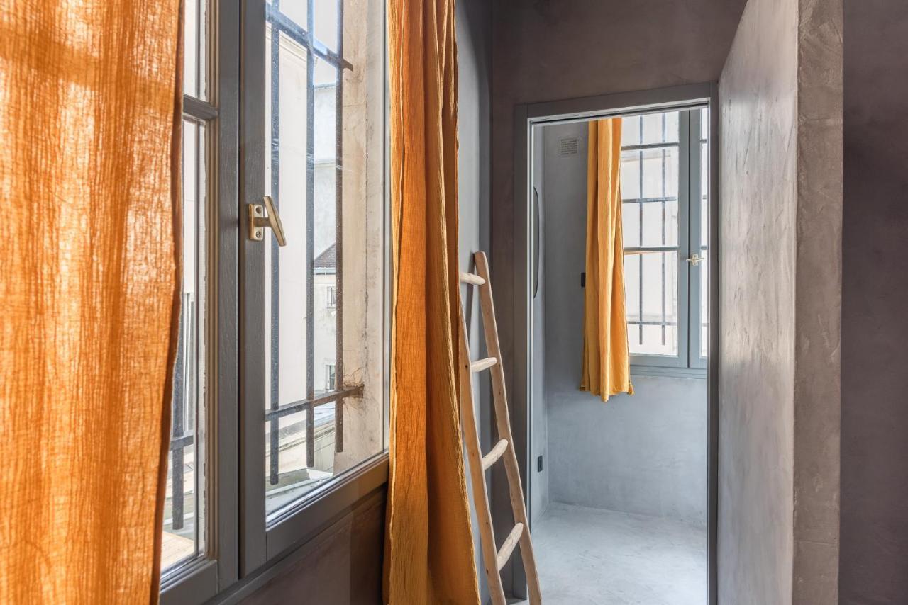 דירות Outstanding Parisian Flat In Heart Of Paris Center מראה חיצוני תמונה